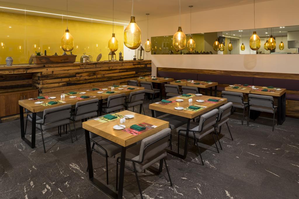Camino Real Puebla Hotel & Suites Εξωτερικό φωτογραφία