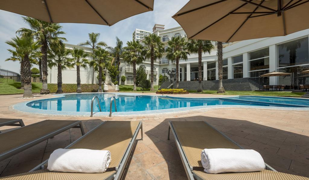 Camino Real Puebla Hotel & Suites Εξωτερικό φωτογραφία