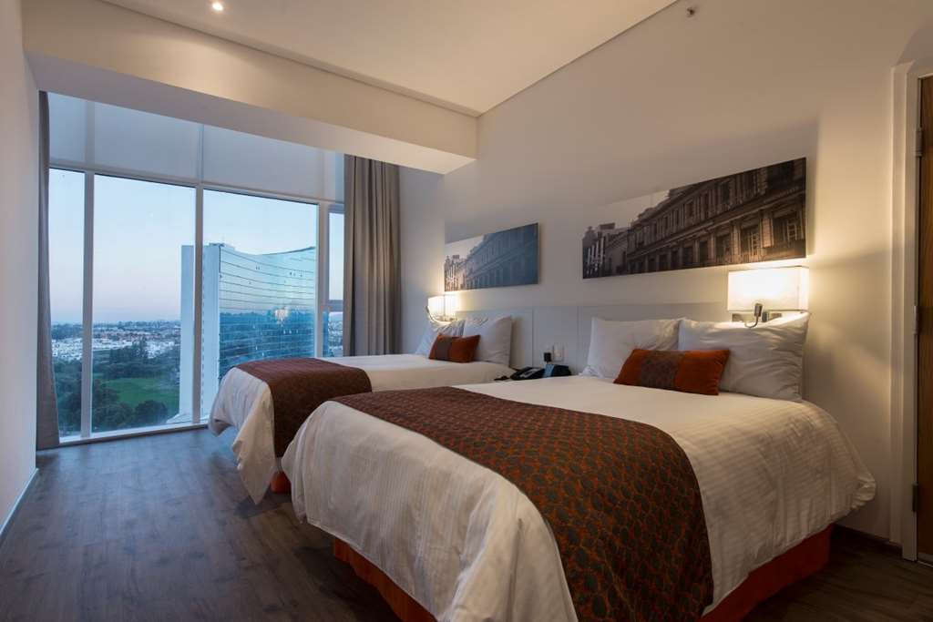 Camino Real Puebla Hotel & Suites Δωμάτιο φωτογραφία