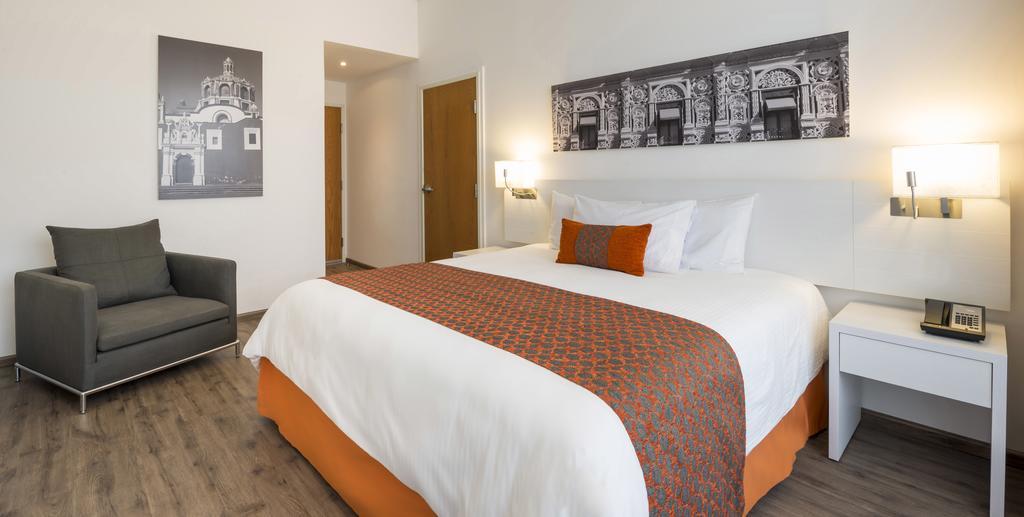 Camino Real Puebla Hotel & Suites Εξωτερικό φωτογραφία
