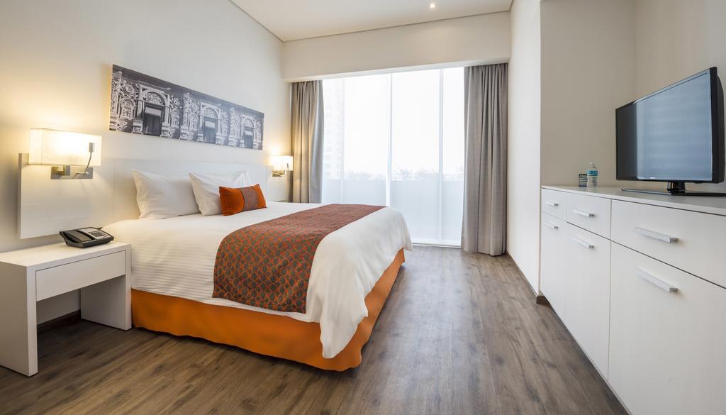 Camino Real Puebla Hotel & Suites Εξωτερικό φωτογραφία
